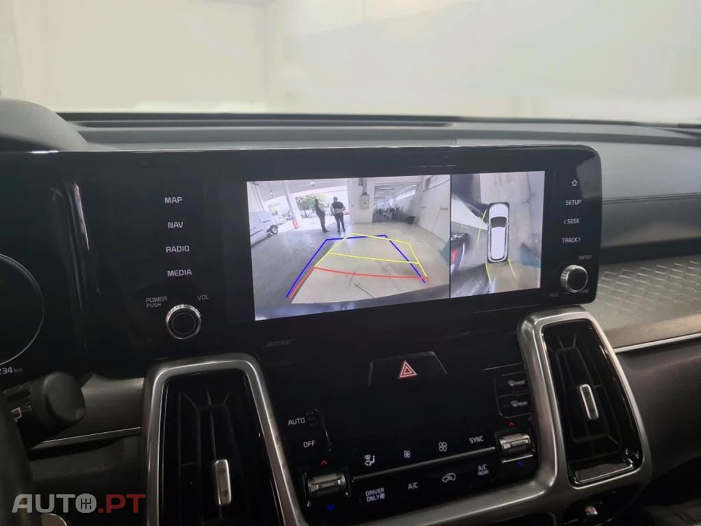 Kia Sorento 1.6 T-GDI PHEV Concept+SRF