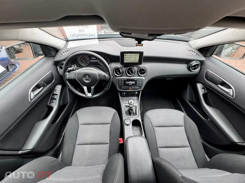 Mercedes-Benz GLA 180 d Style