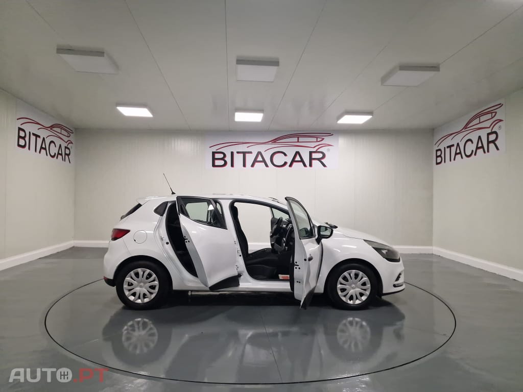 Renault Clio SOCIETE 1.5 DCI ZEN IVA DEDUTIVEL