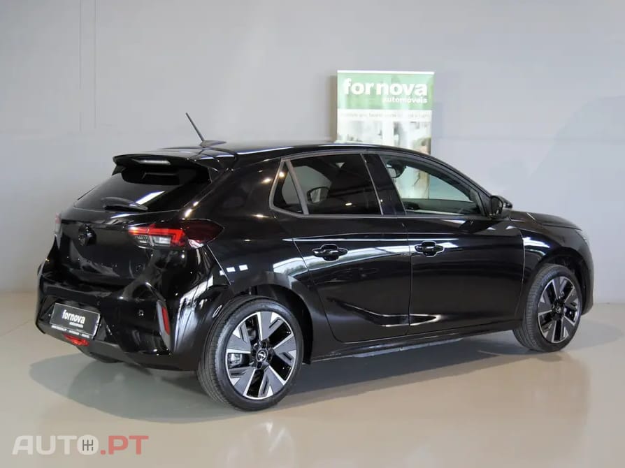 Opel Corsa-E e-GS