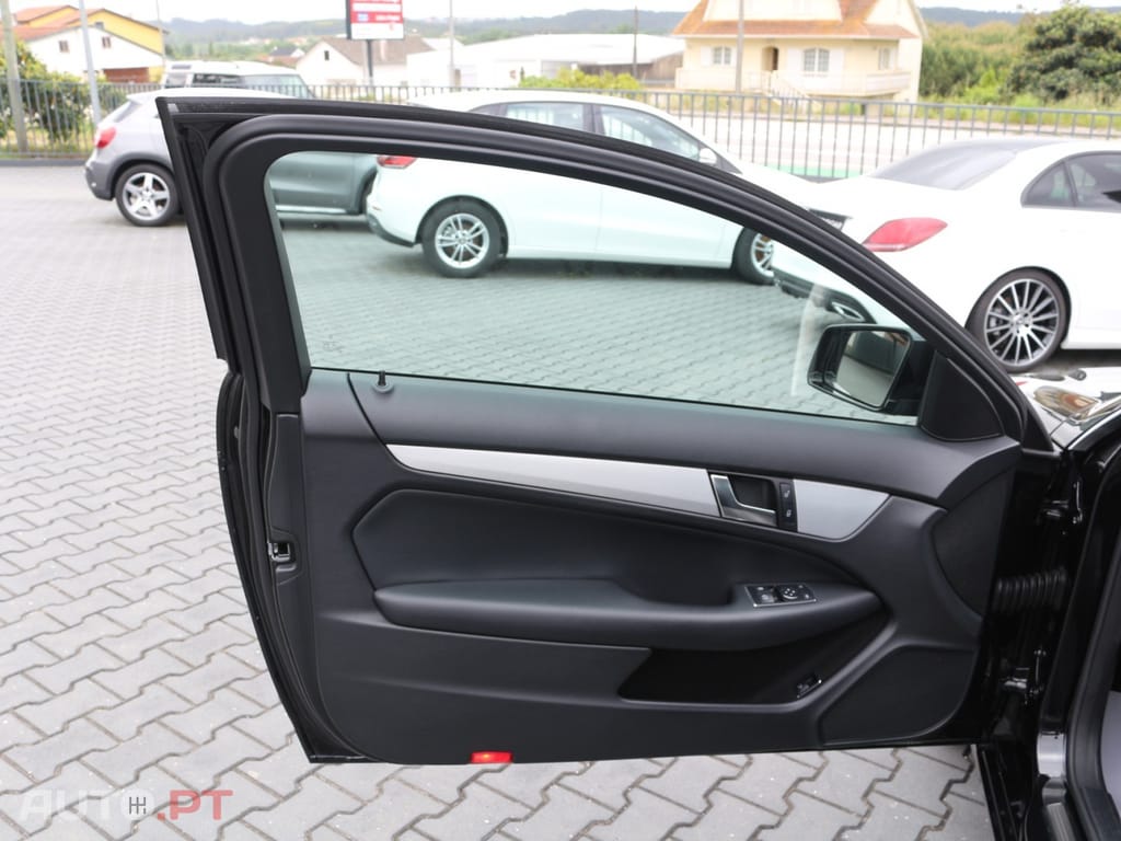 Mercedes-Benz C 250 CDi Coupé