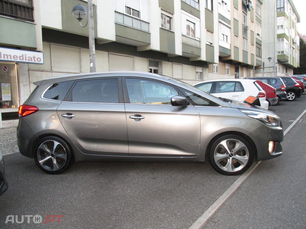 Kia Carens 1.7 CRDi ISG TX