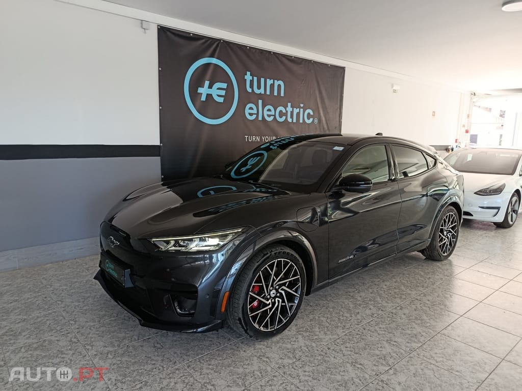 Ford Mustang Mach-E 98.7 kWh GT AWD