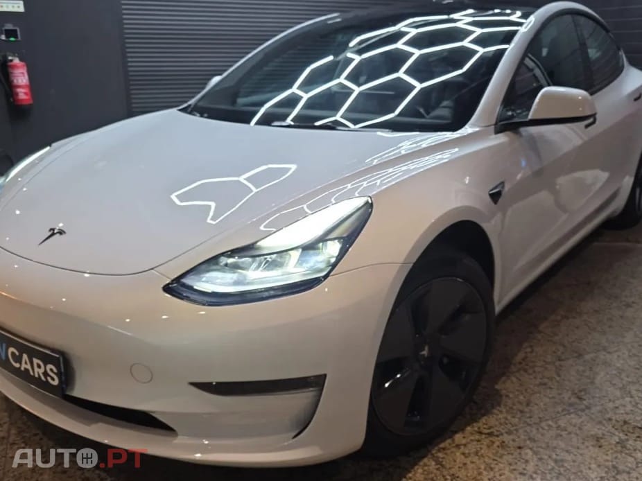 Tesla Model 3 Long Range Tração Traseira