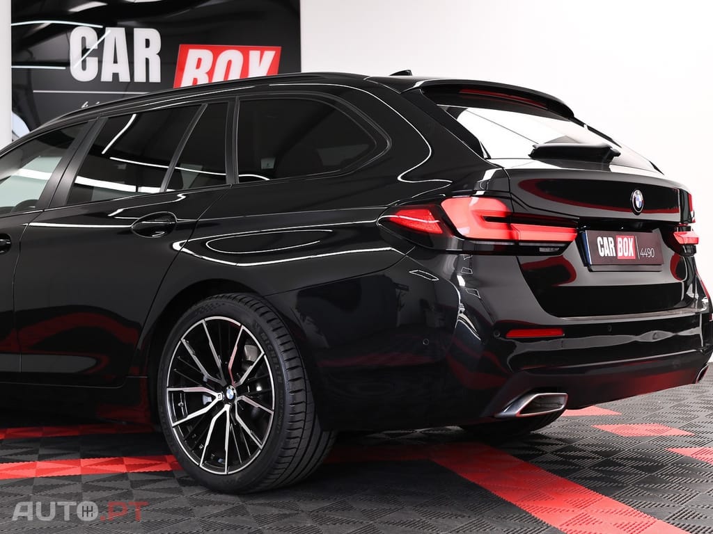 BMW 520 d Pack Desportivo M Auto