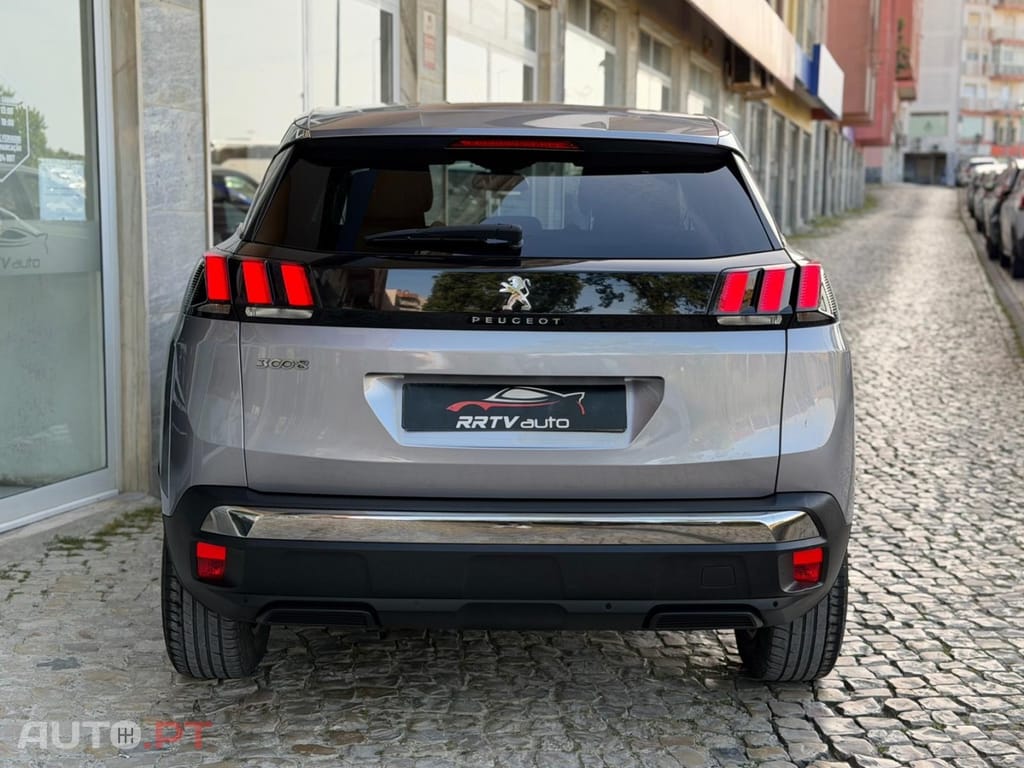 Peugeot 3008 1.5 BlueHDi Active