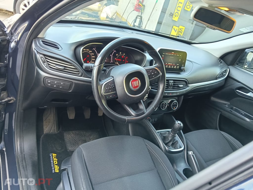 Fiat Tipo 1.3 M-Jet Lounge J17