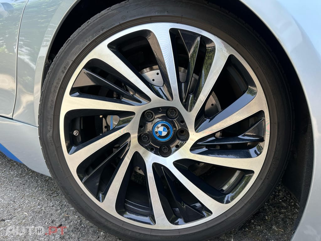 BMW i8 Standard 362cv
