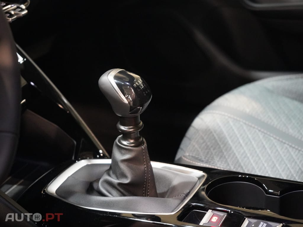 Peugeot 2008 1.2 PureTech Allure