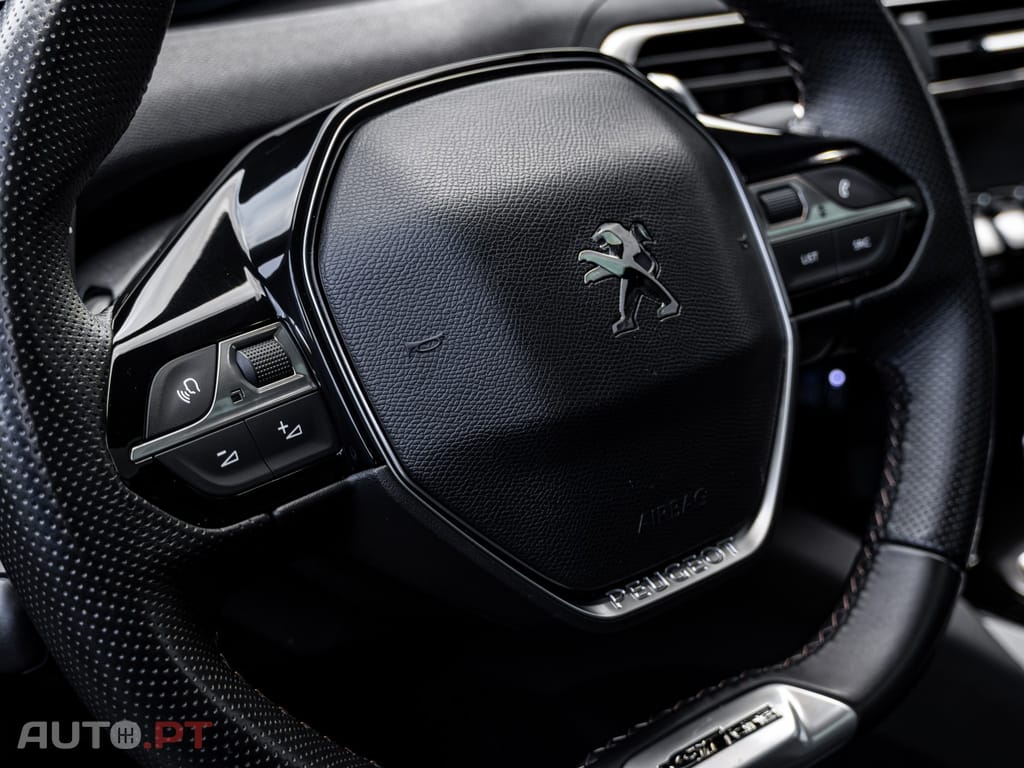 Peugeot 3008 1.5 BlueHDi GT Line EAT8