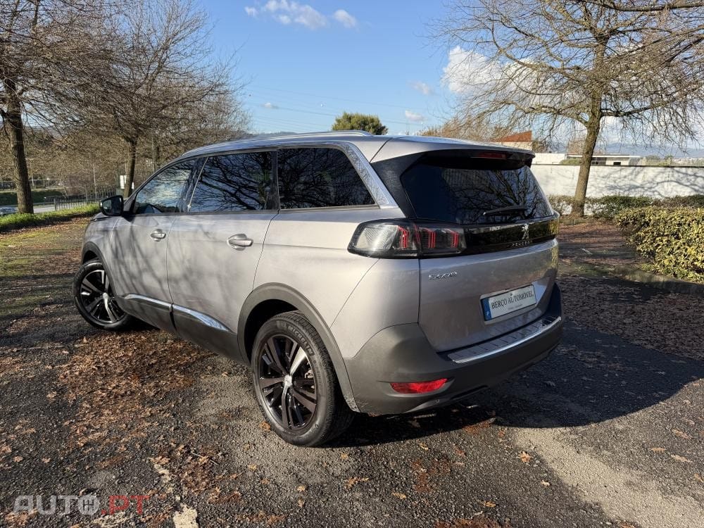 Peugeot 5008 1.2 Hybrid Allure Pack e-DCS6