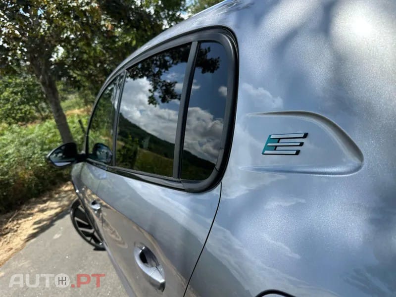 Peugeot E-208 50 kWh GT Pack