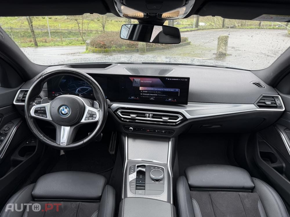 BMW 330 e Pack 50 anos M Auto