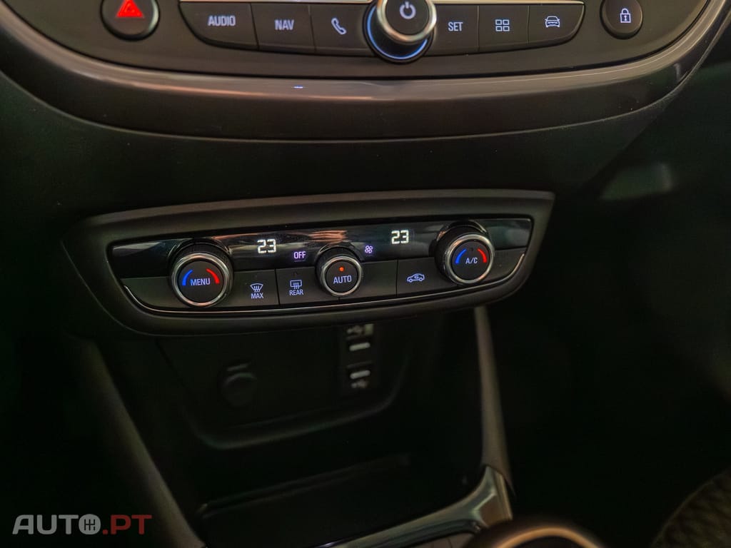 Opel Crossland X 1.2 T Innovation