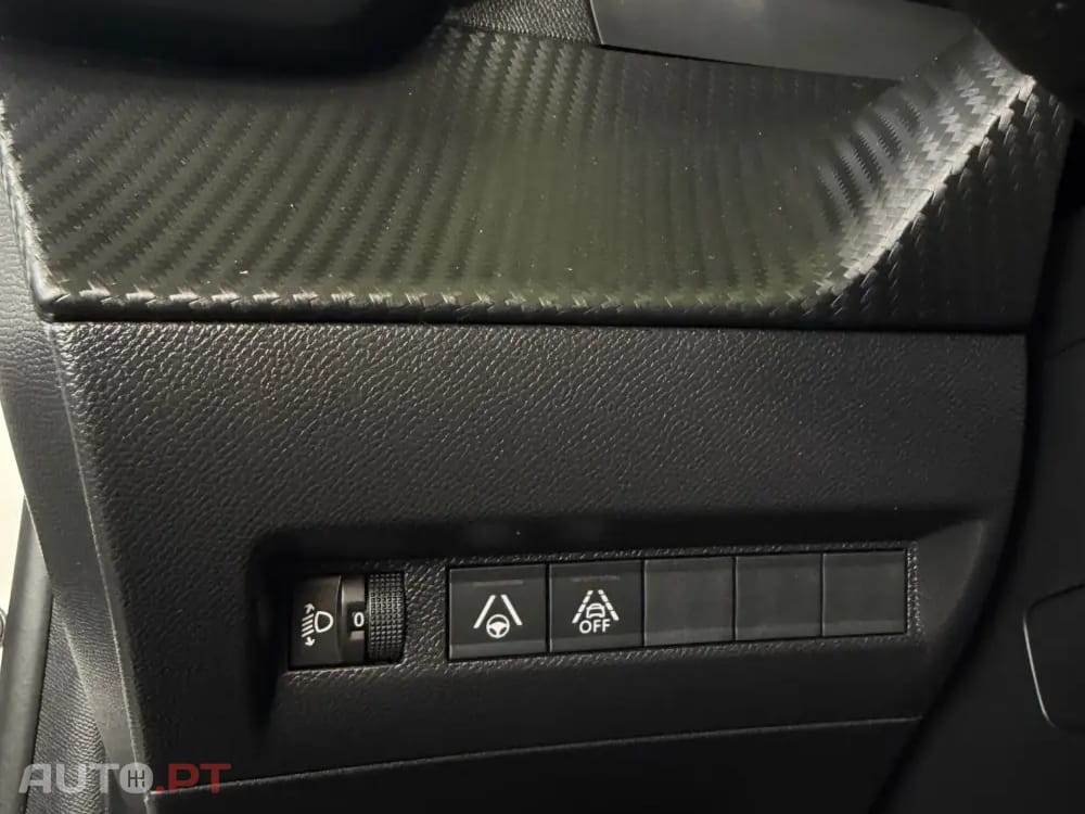 Peugeot E-208 50 kWh Allure Pack