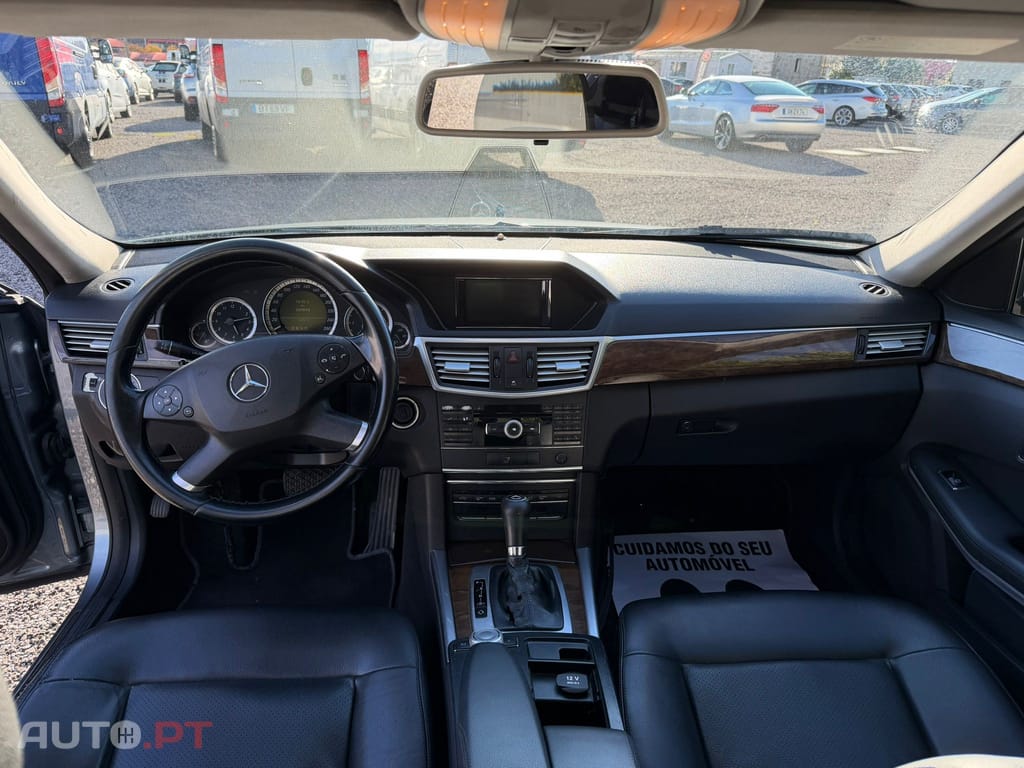 Mercedes-Benz E 220 CDi Avantgarde BlueEf. Auto.