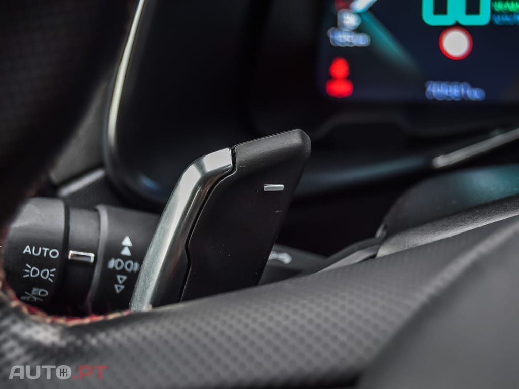 DS DS7 Crossback E-Tense Performance Line+ EAT8