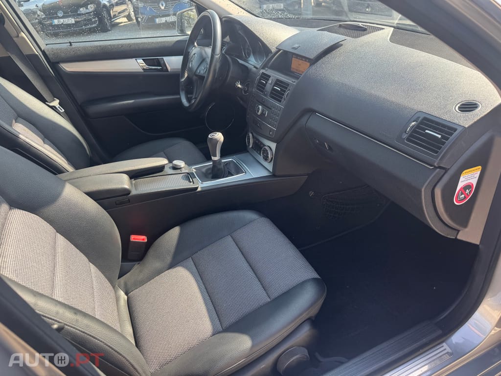 Mercedes-Benz C 220 CDi Avantgarde BlueEfficiency