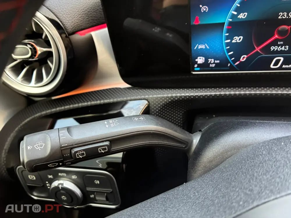 Mercedes-Benz A 180 AMG Line