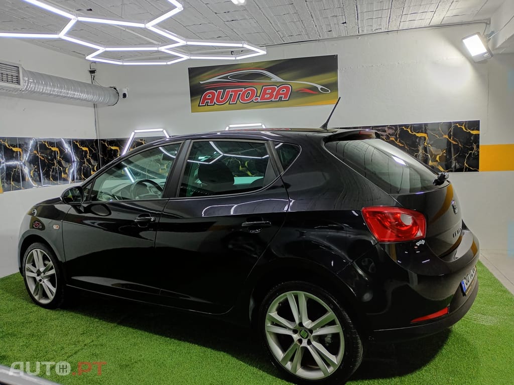 SEAT Ibiza 1.6 TDI Reference — fotografia 47