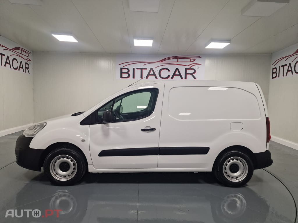 Citroen Berlingo 1.6 BLUEHDI IVA DEDUTIVEL APENAS 15.000KMS
