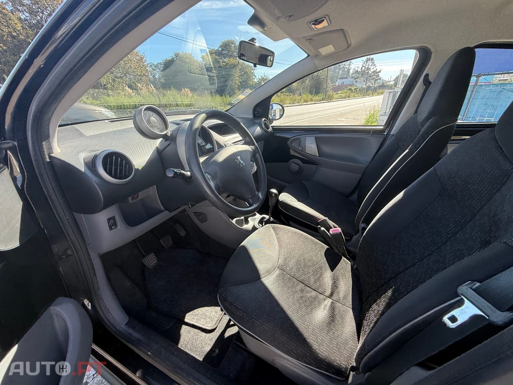Peugeot 107 1.0 Black&Silver
