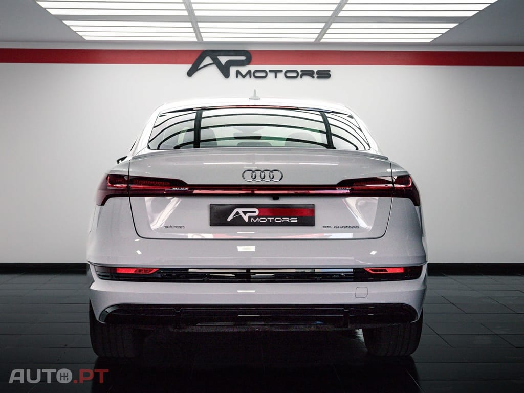 Audi E-Tron 55 quattro S line