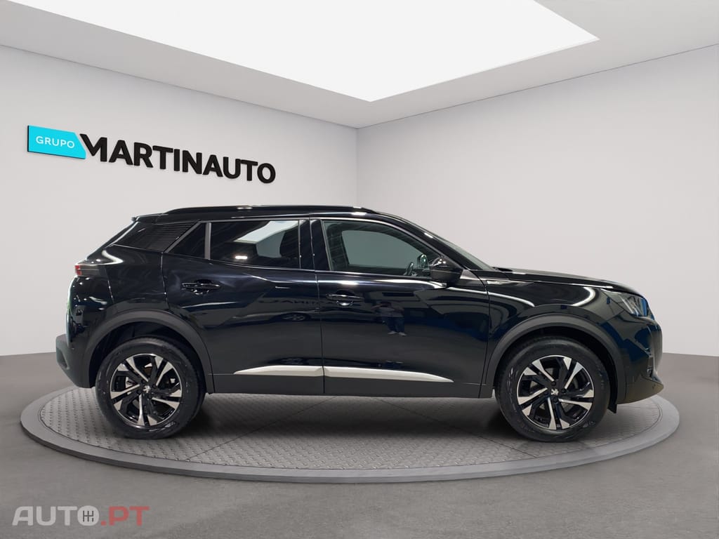 Peugeot 2008 1.2 PureTech GT EAT8