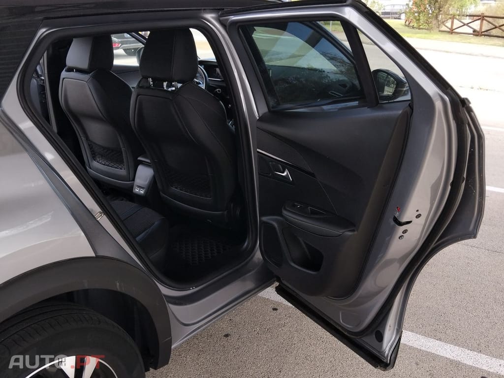 Peugeot 2008 1.2 PureTech GT Line