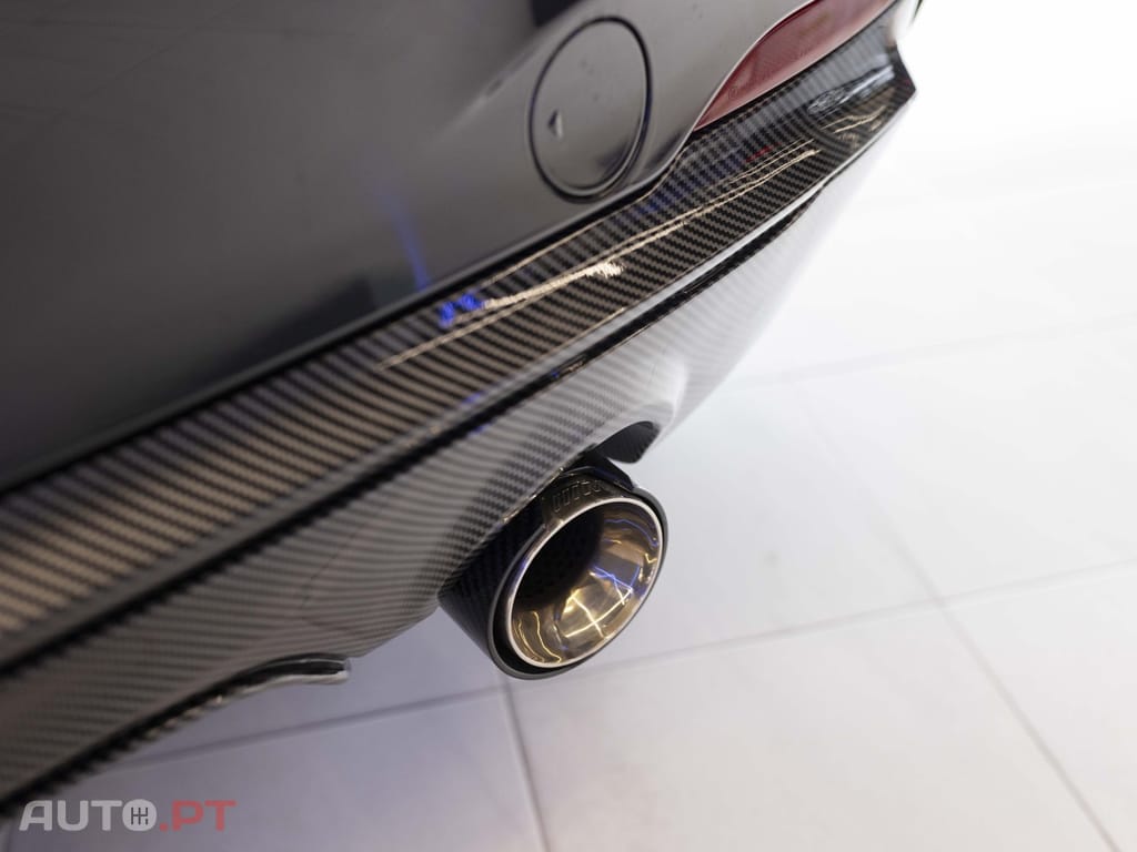 BMW 220 i Coupe Pack M