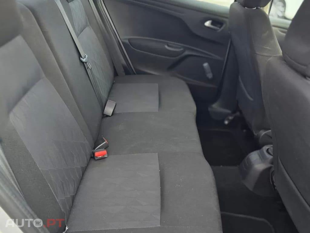 Citroen C-Elysée 1.2 PureTech Confort