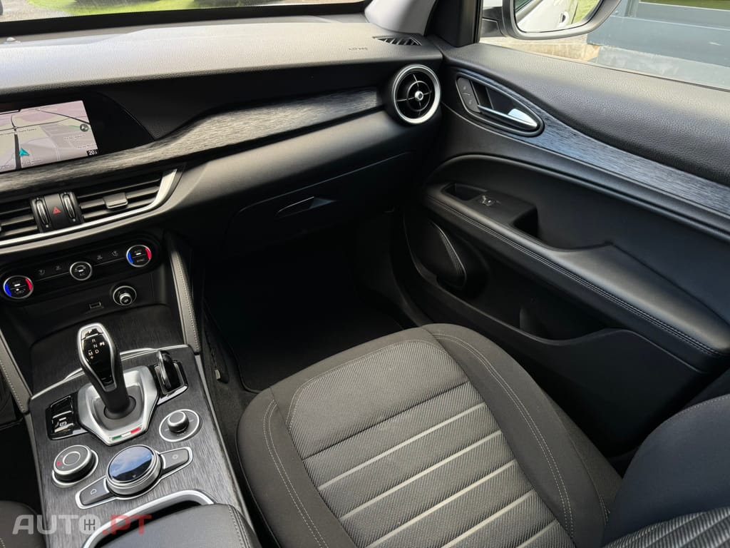 Alfa Romeo Stelvio 2.2 D Super AT8