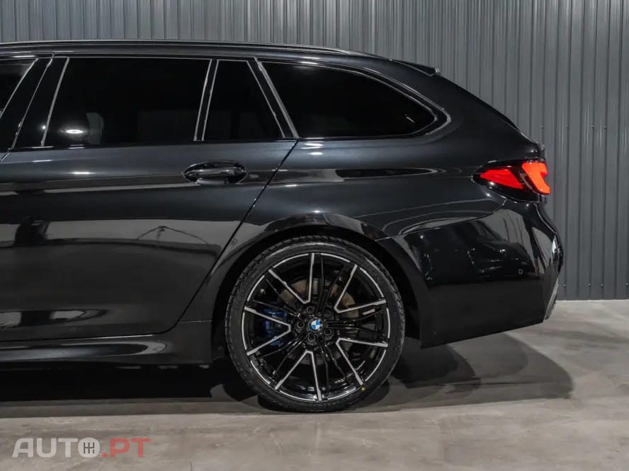 BMW 530 e Pack Desportivo M
