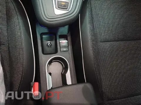 Renault Captur 1.6 E-Tech Plug-In Hybrid Techno