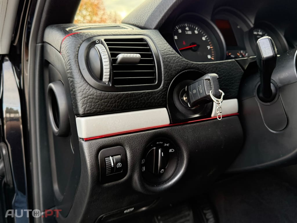 Porsche Cayenne Tiptronic