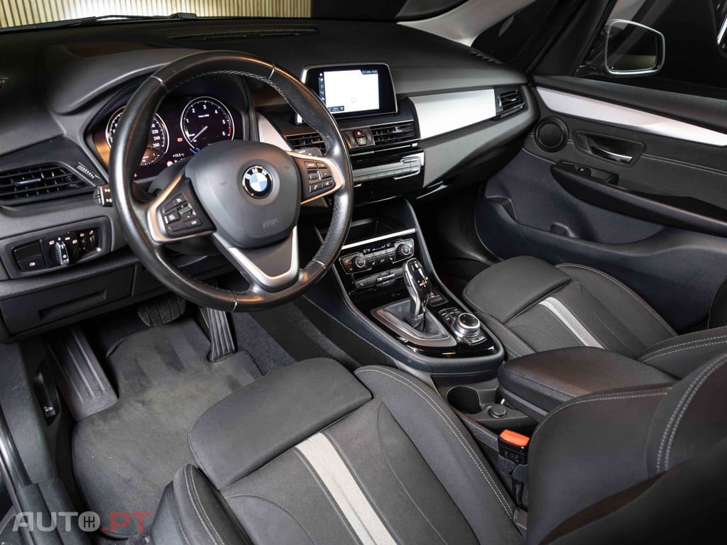 BMW 216 d Aut. Sport Line