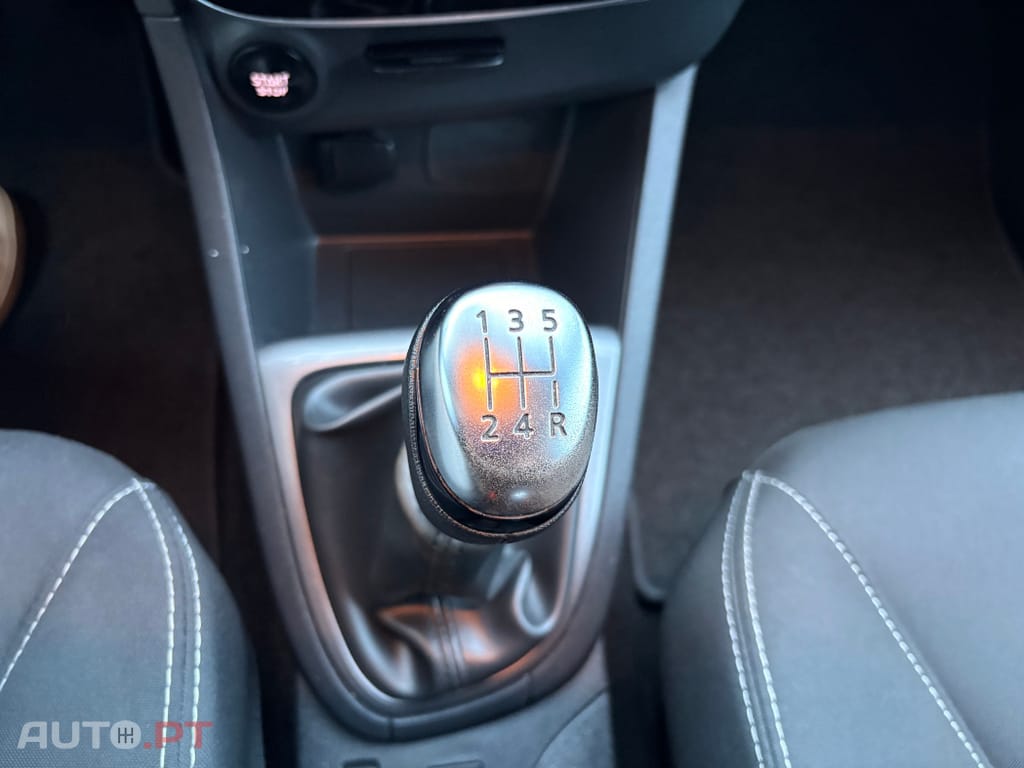 Renault Clio Sport Tourer 0.9 TCE Limited