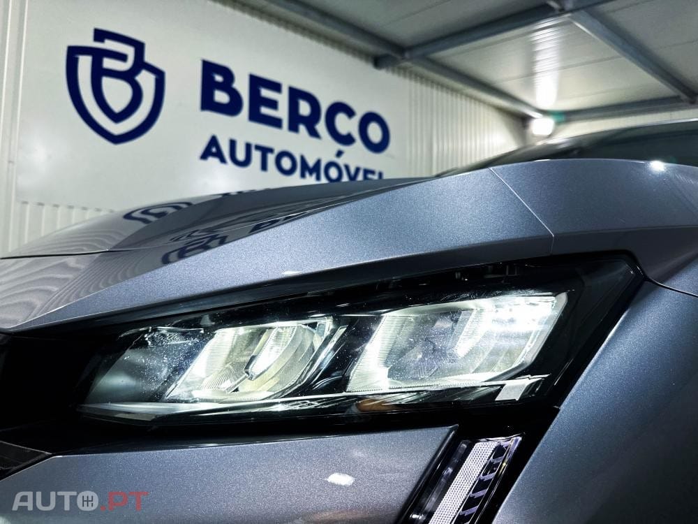 Peugeot 408 1.2 PureTech Allure Pack EAT8