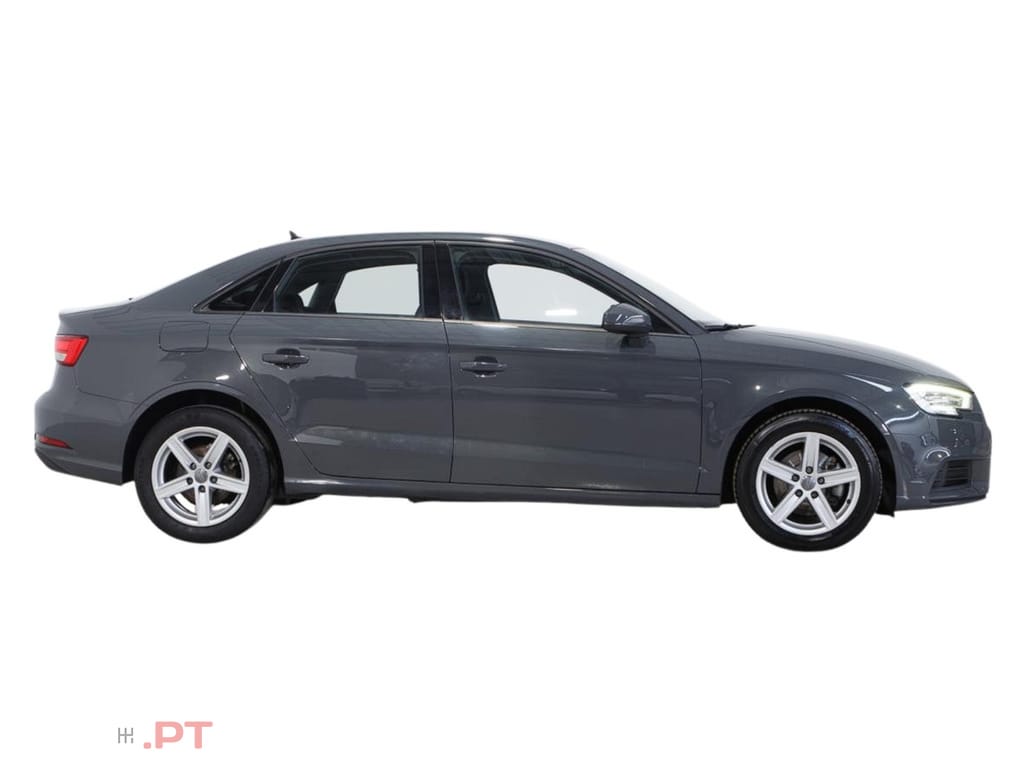 Audi A3 Limousine 30 TSI S Tronic
