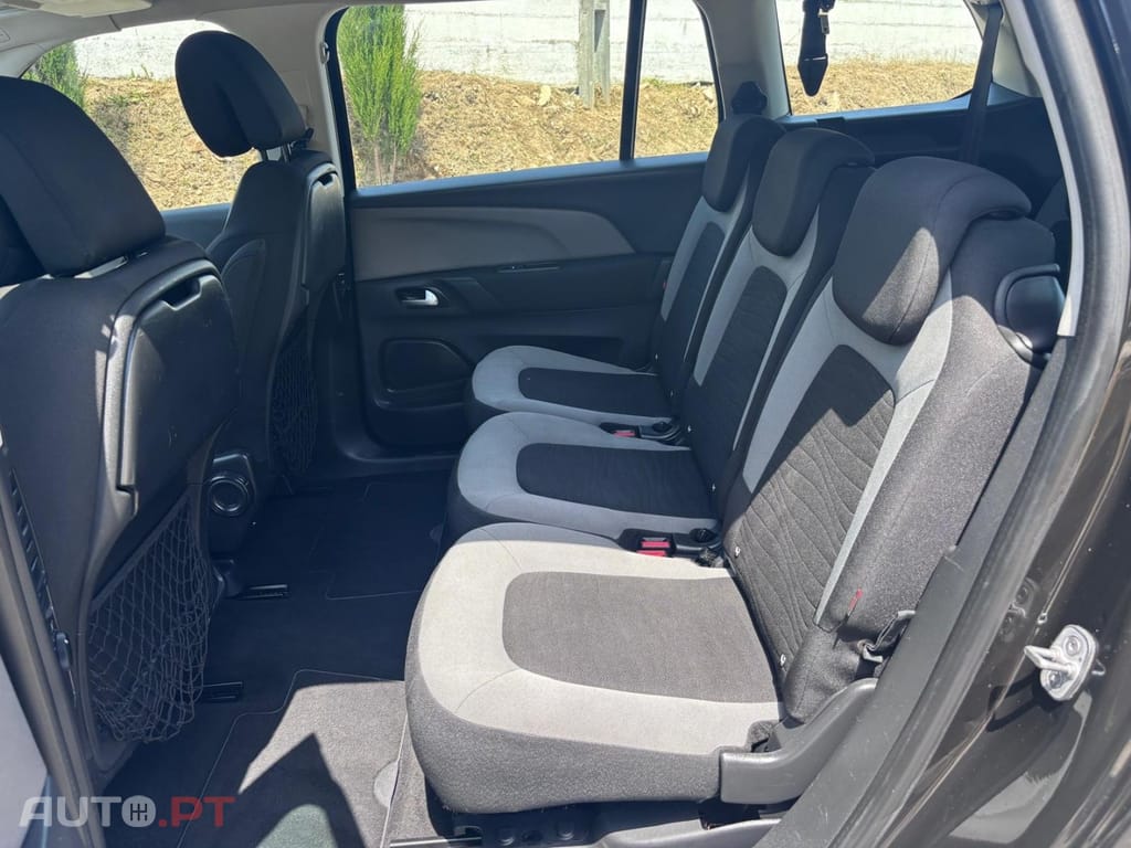 Citroën Grand C4 Spacetourer 1.6 BlueHDi Live — fotografia 15