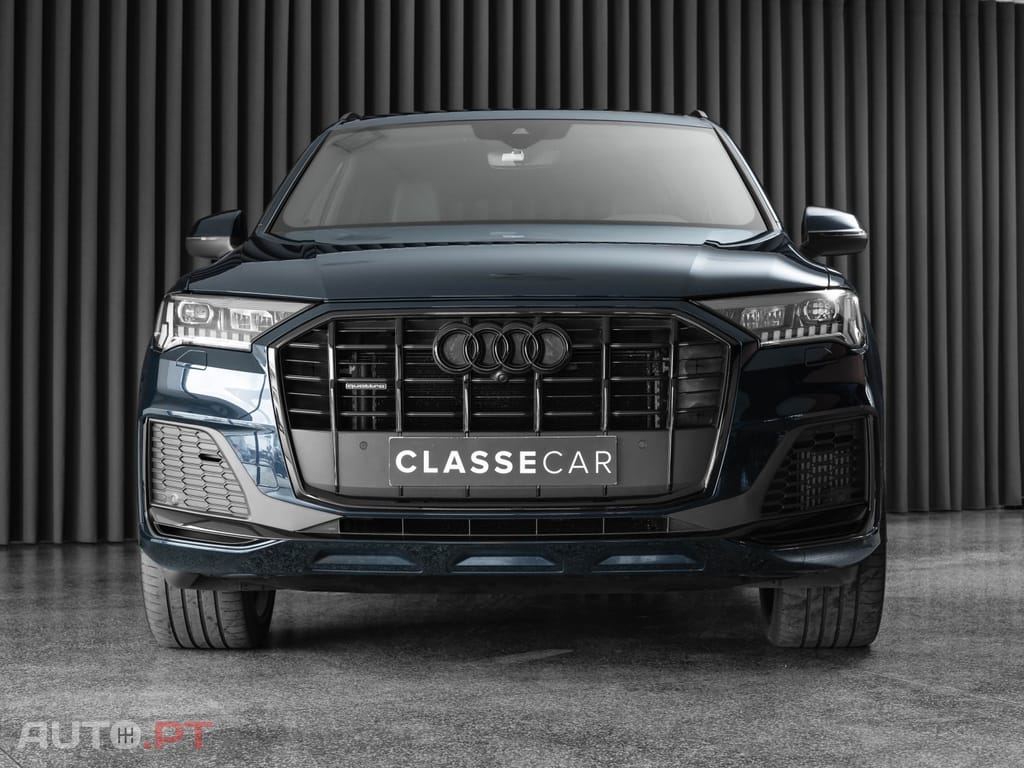 Audi Q7 55 TFSIe quattro S line Tiptronic
