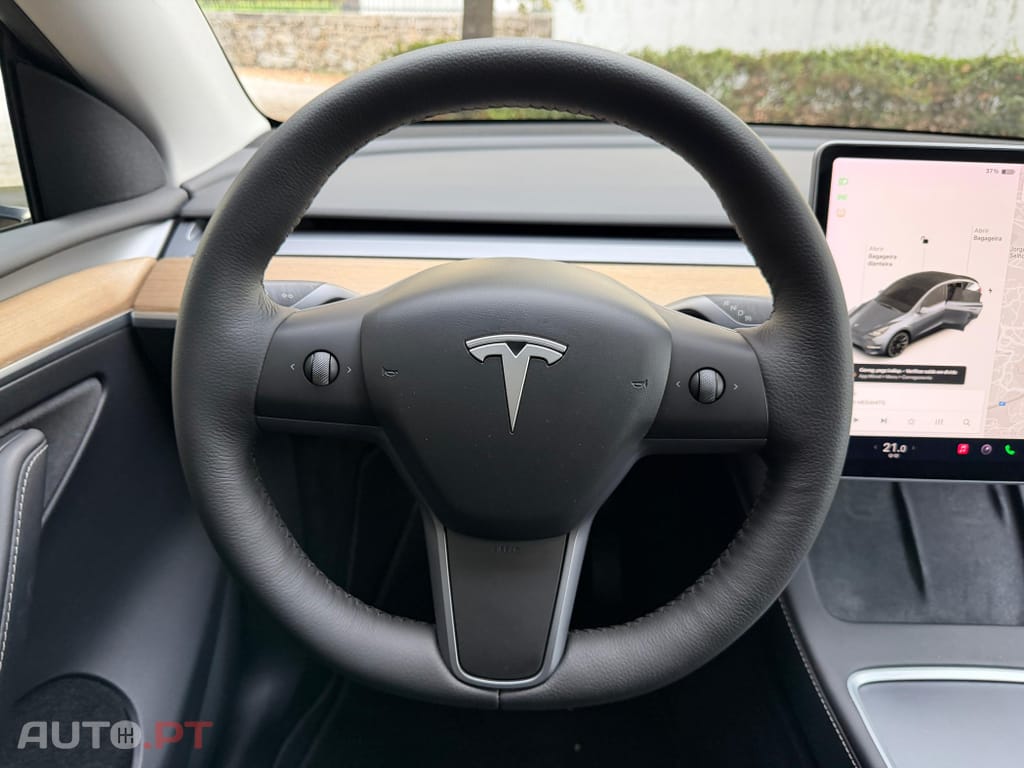 Tesla Model Y Long Range Tração Integral