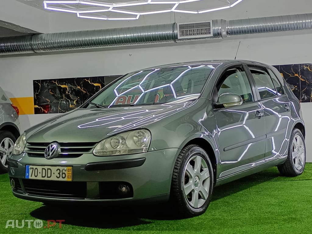 Volkswagen Golf 1.9 TDi 6V Confortline