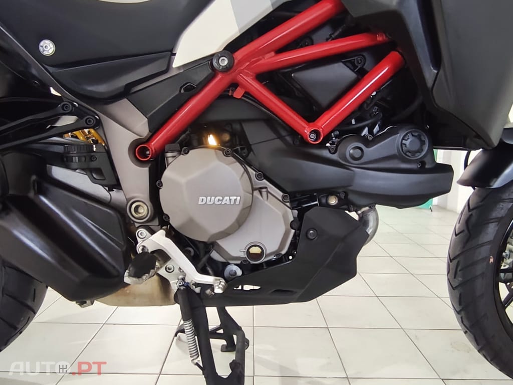 Ducati Multistrada 950 S  GP White