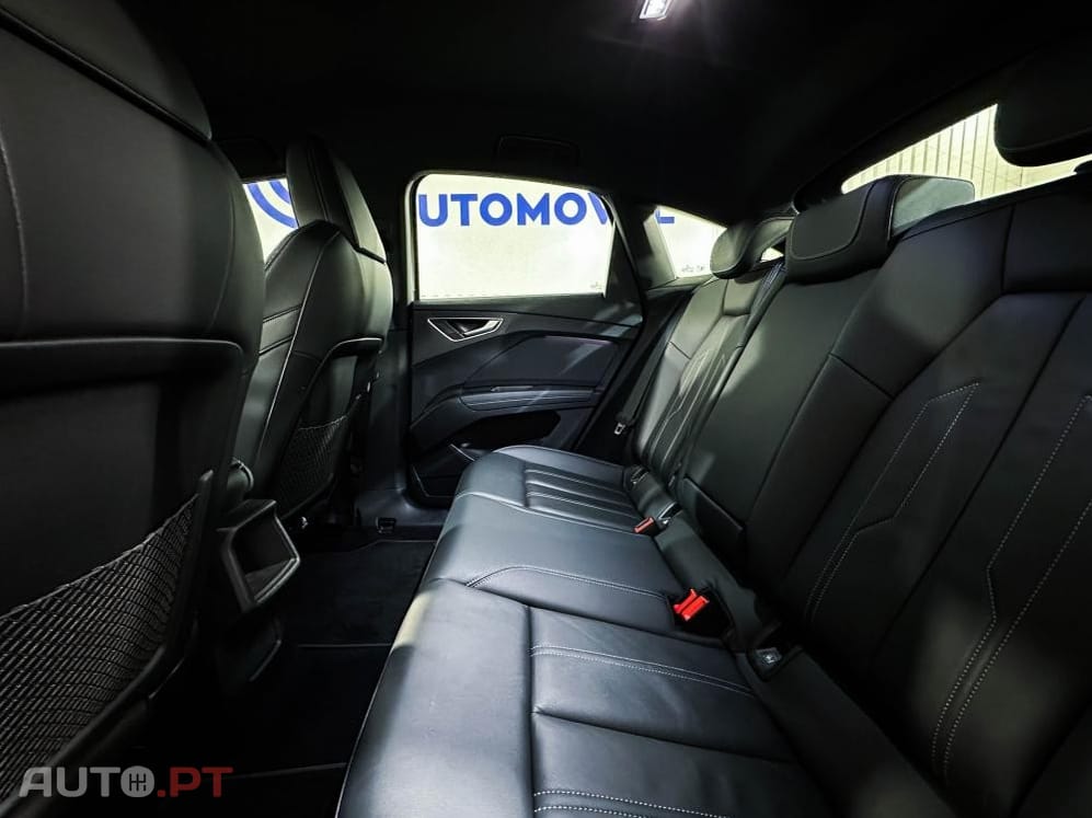 Audi Q4 E-Tron 40 S line