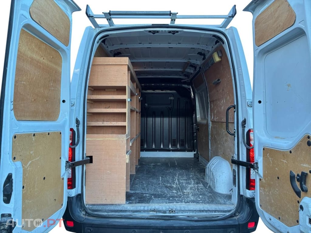 Renault Master 2.3 dCi L2H2 3.3T