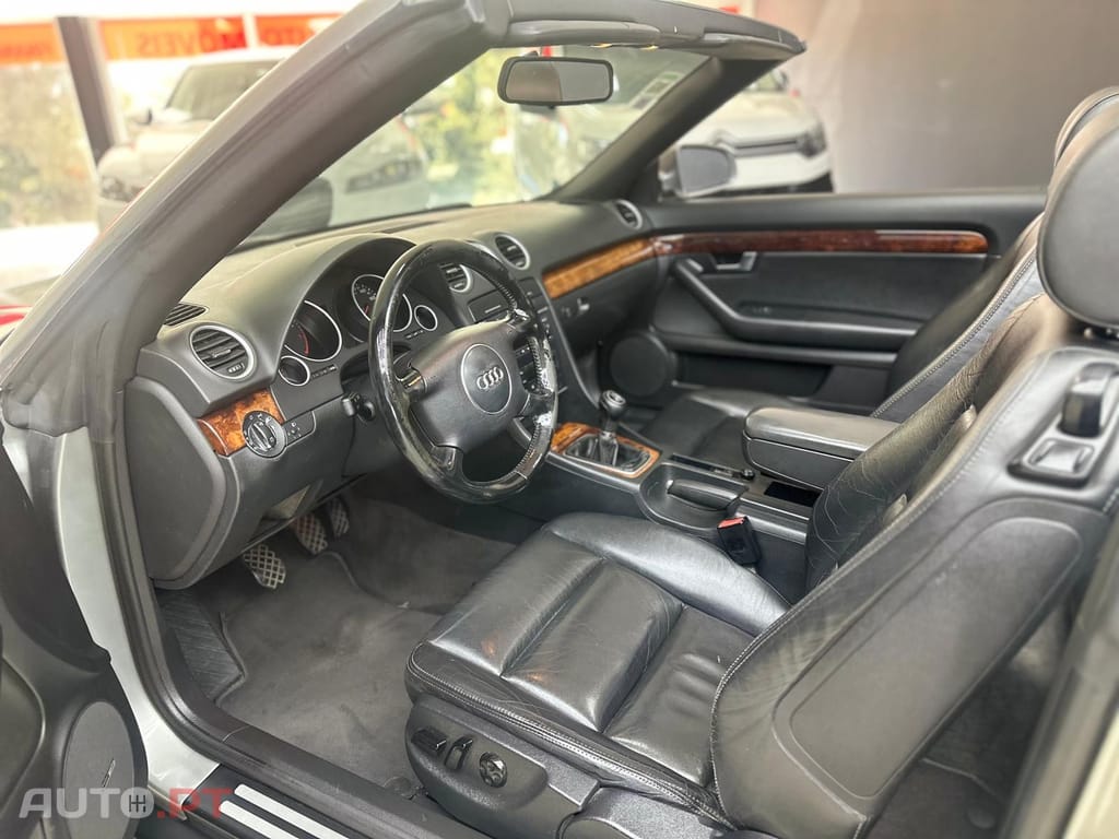 Audi A4 Cabrio 2.4 Exclusive