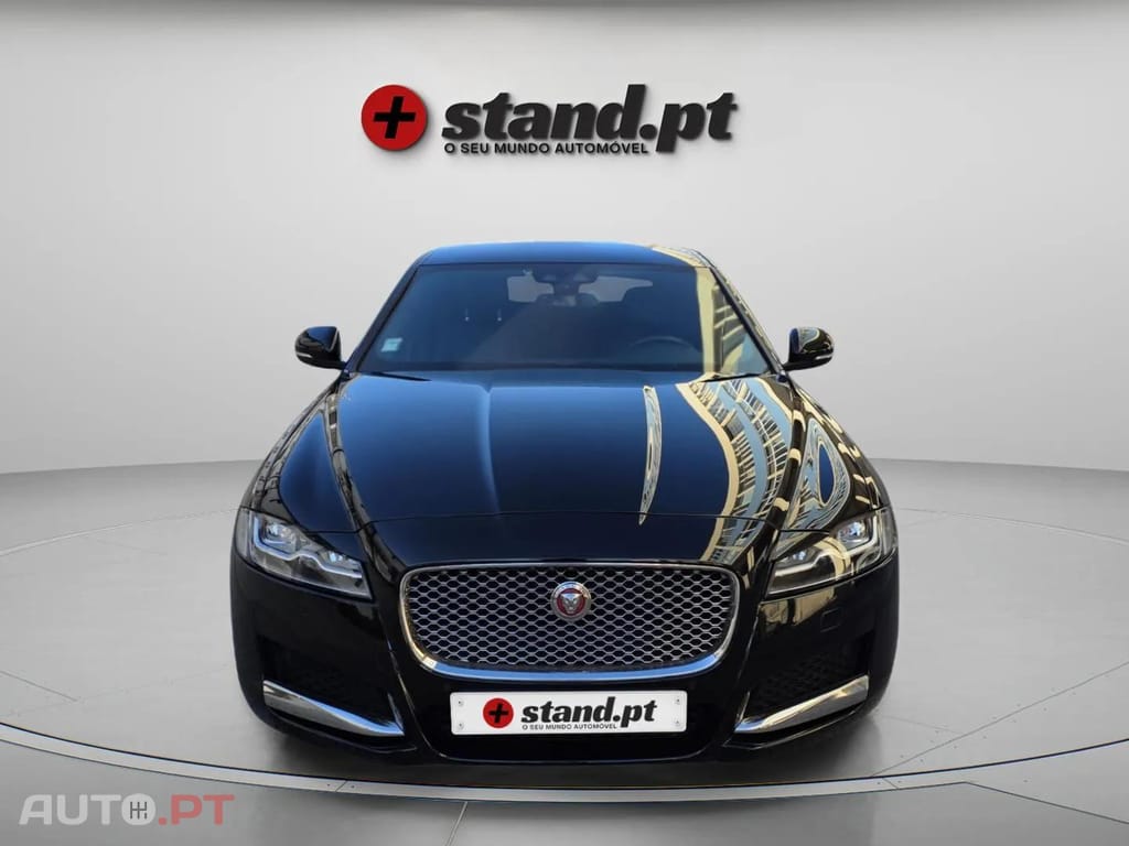 Jaguar XF 2.0 D Portfolio Aut.