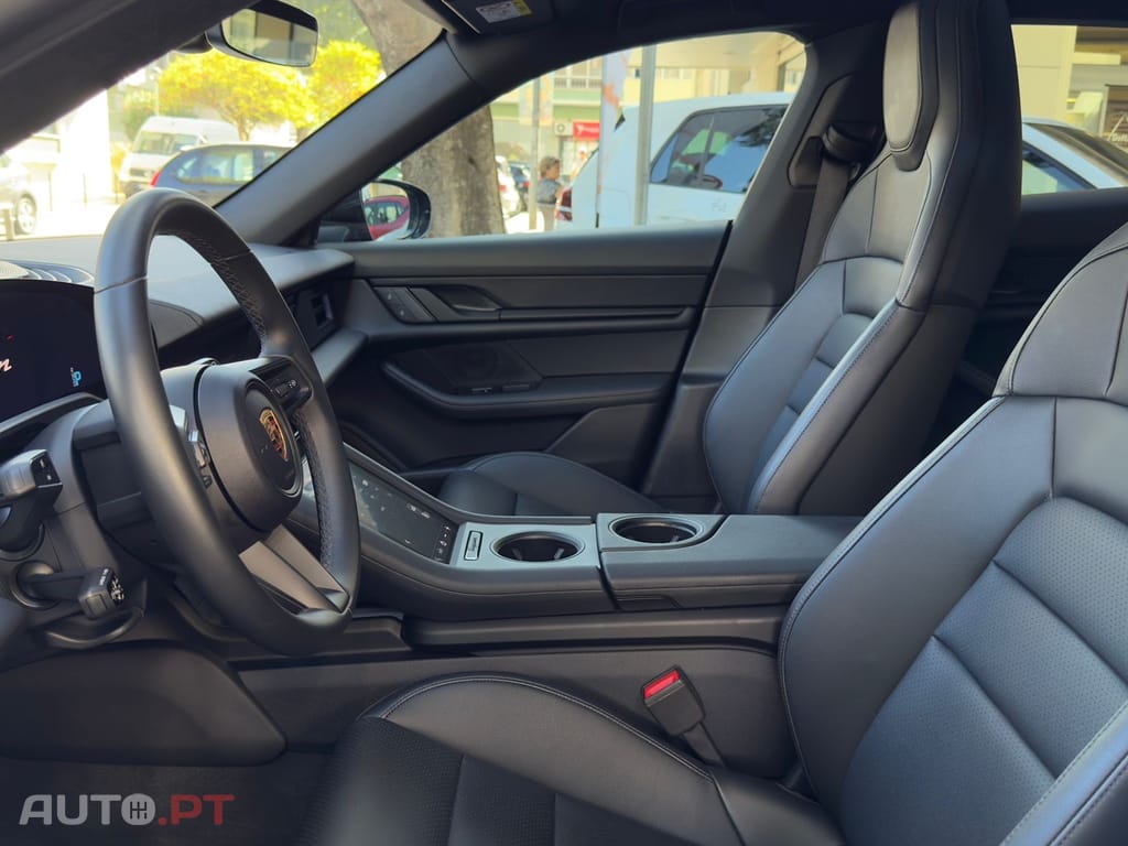 Porsche Taycan Sport Turismo
