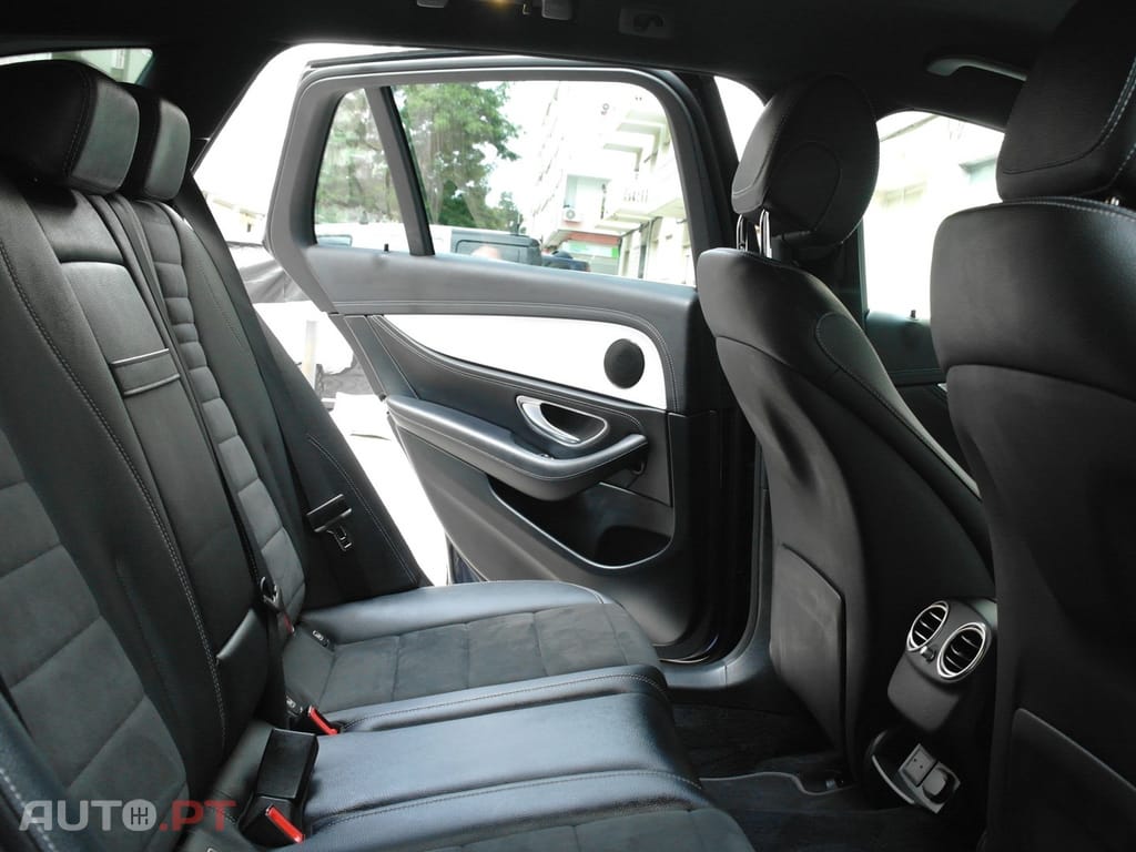 Mercedes-Benz E 300 De AMG Line